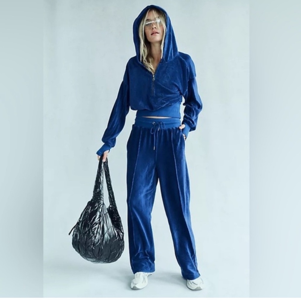FP Free People Movement Lets Volley Velour Set